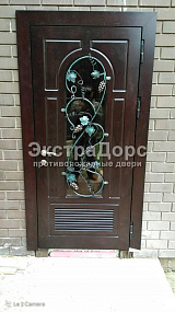 Противопожарные двери с решеткой от производителя в Реутове  купить